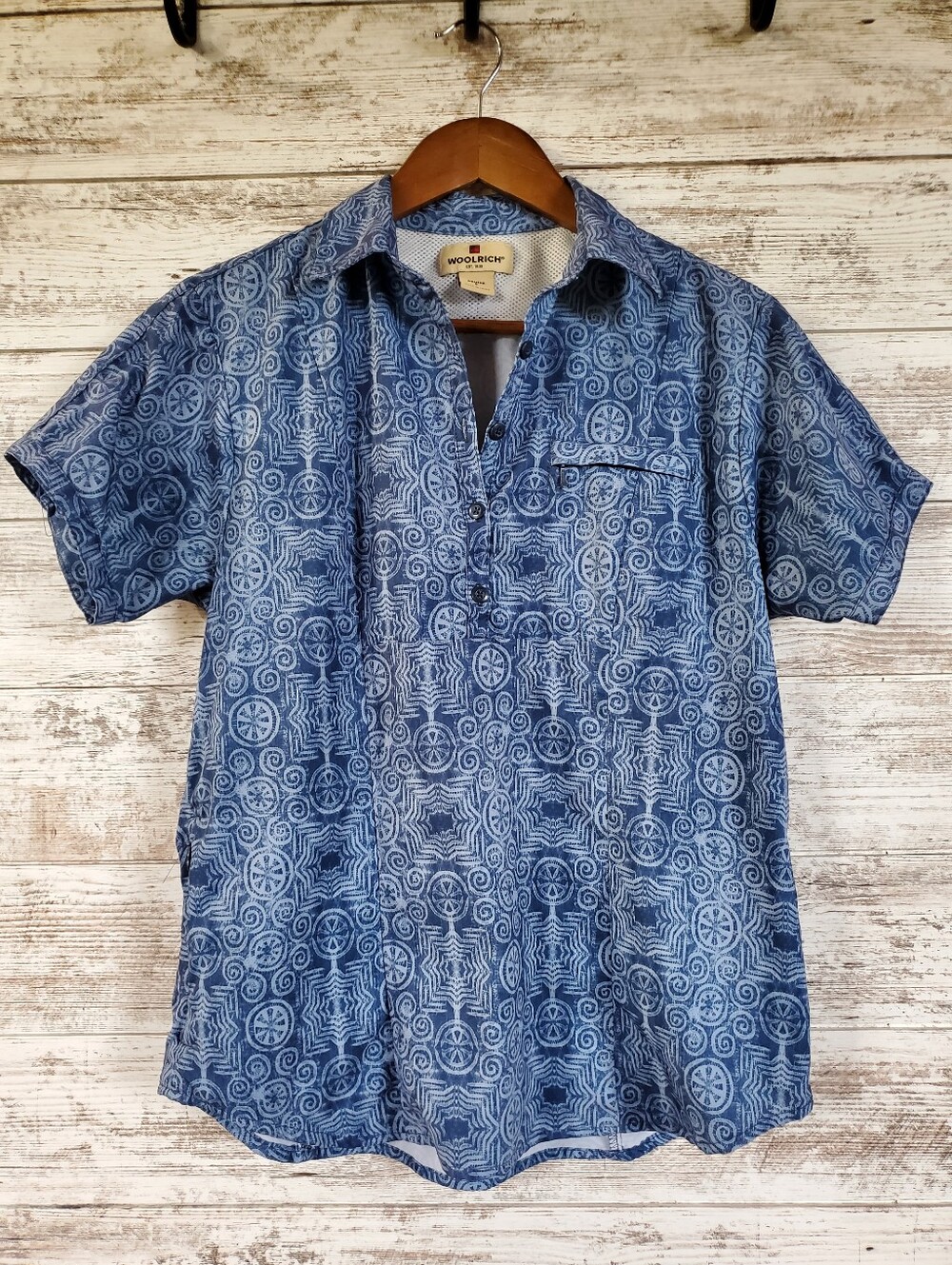 Woolrich Popover Blouse Top Blue Batik Geometric Performance